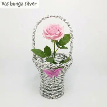 Vas bunga silver