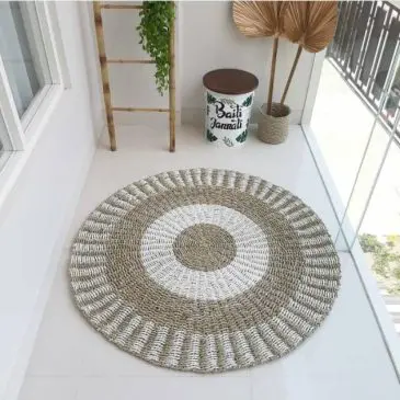 Karpet anyaman seagrass krem pro mozaik