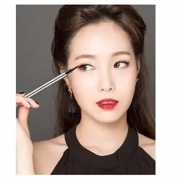 Eyeliner lameila Silver