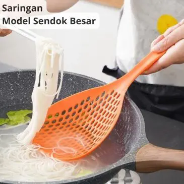Saringan Model Sendok Besar Gagang Panjang Material Plastik