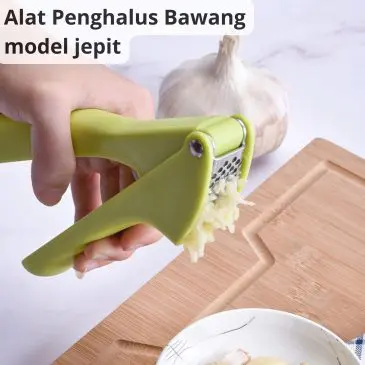 Alat Penghalus dan Pencacah Bawang Model Jepit Plastik