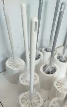 Sikat kamar mandi gagang plastik dengan tatakan - Gambar 2