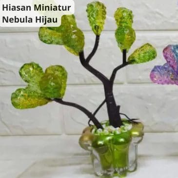 Hiasan miniatur futuristik nebula hijau kapas