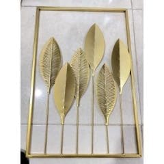 Hiasan dinding frame gold daun lancip