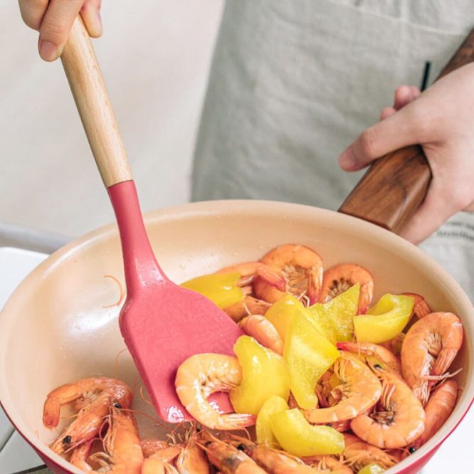 Spatula Masak Silikon Gagang Kayu2